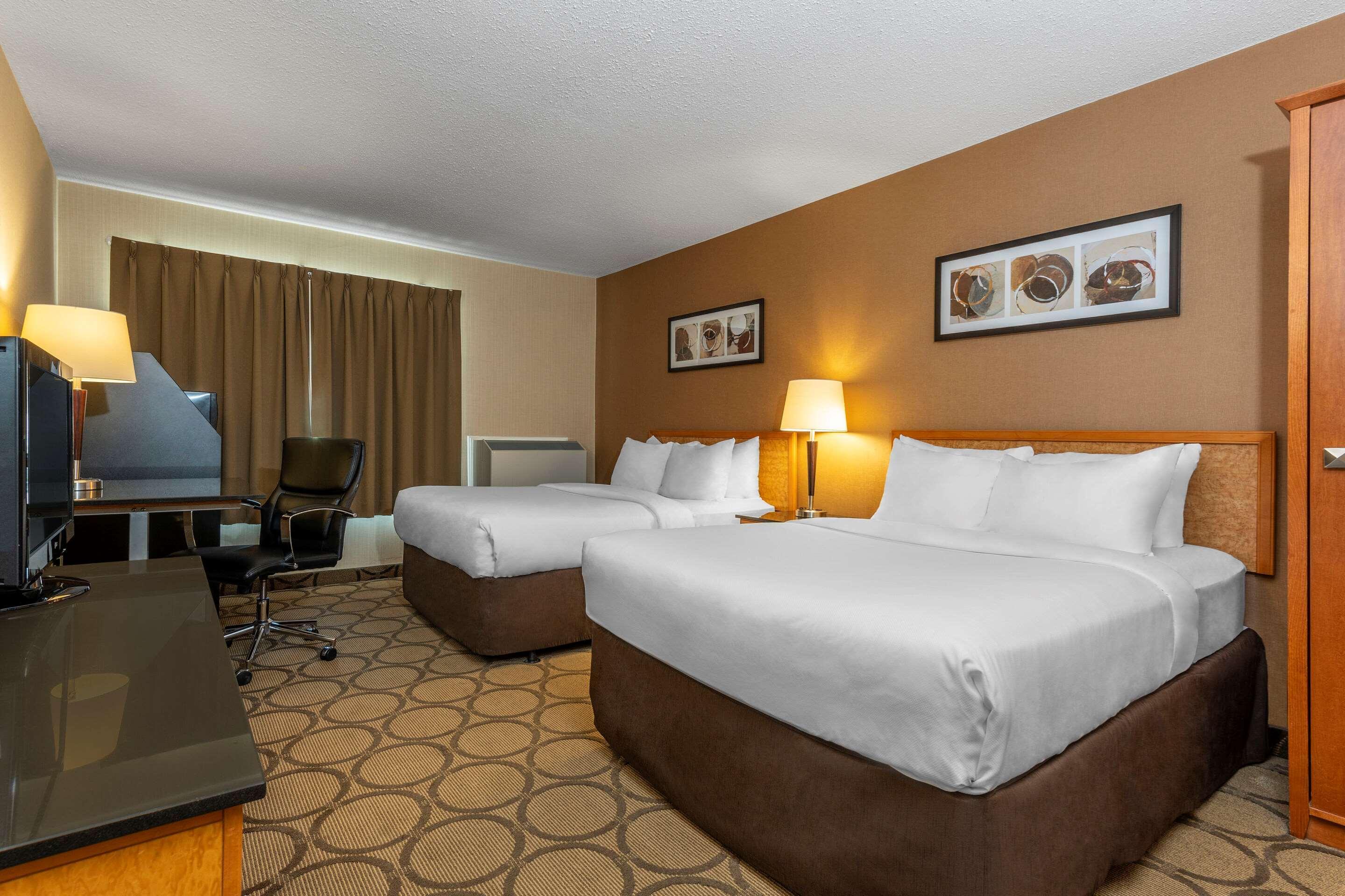 Comfort Inn Sept lles Bagian luar foto