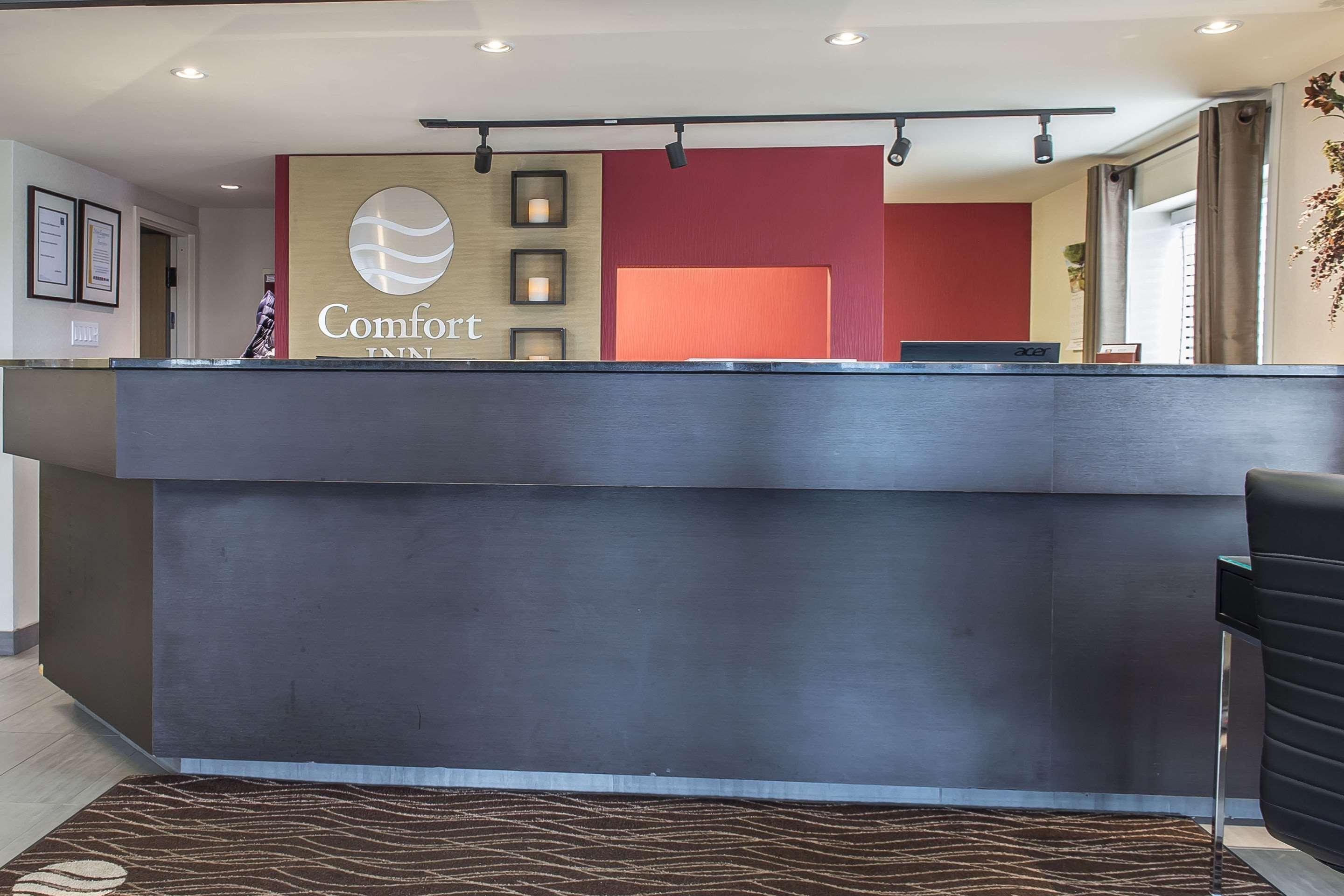 Comfort Inn Sept lles Bagian luar foto