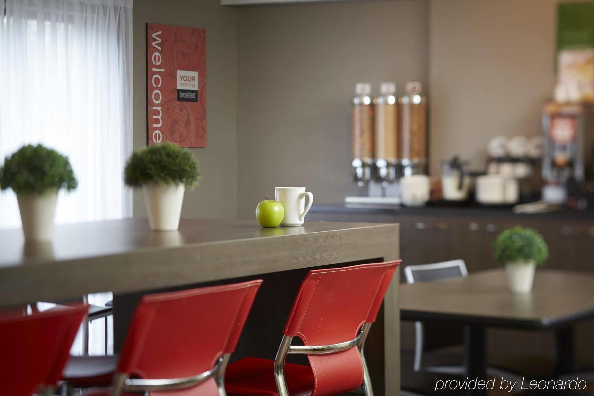 Comfort Inn Sept lles Bagian luar foto